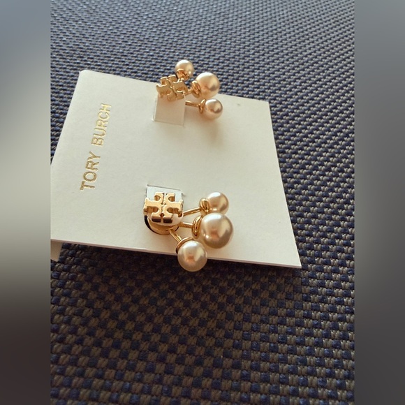 Tory Burch Moon Dance Pearl Front-Back Earrings Brand New! So Beautiful! 😍🤩 - Picture 4 of 11